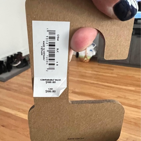 Coach Slippers size 6 - Picture 4 of 4